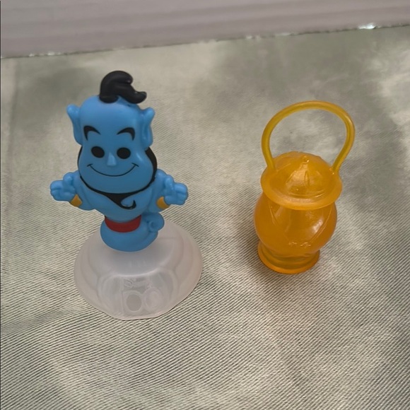 Blue and Yellow Action Figure Playset - Picture 2 of 7